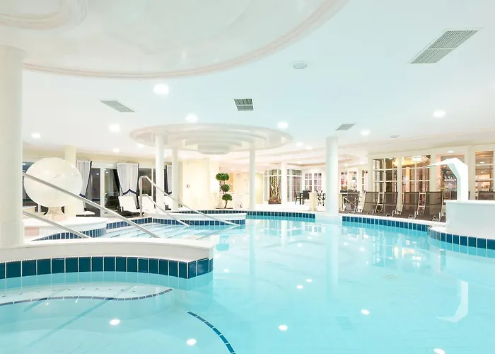 Der Sonnenhof Hotell 5*