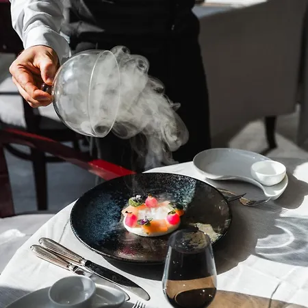 Hotel Steigenberger Der Sonnenhof 5*